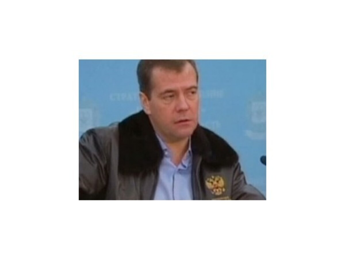 Ruský prezident Dmitrij Medvedev obhajuje zvýšenie vojenských výdavkov
