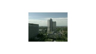 Merkelová a Sarkózy by mali oznámiť plány na záchranu eurozóny