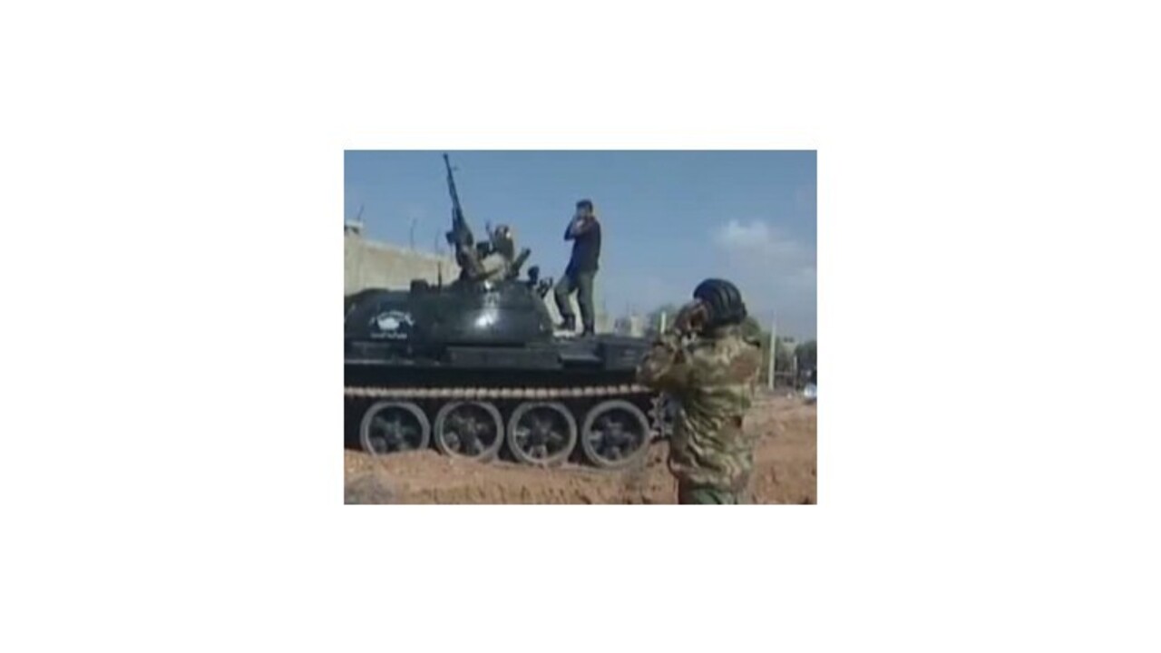 Vojaci líbyjskej dočasnej vlády obsadili sídlo polície v Syrte