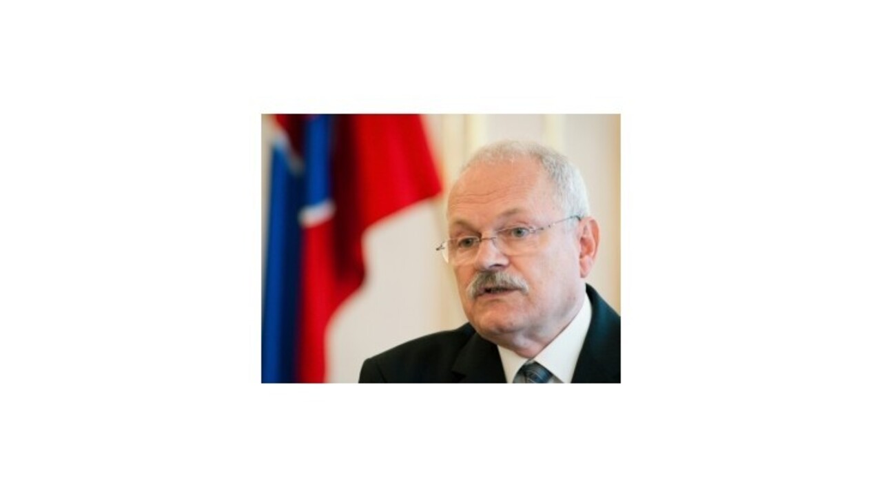 Prezident I. Gašparovič odvolá vládu, o novej chce rokovať