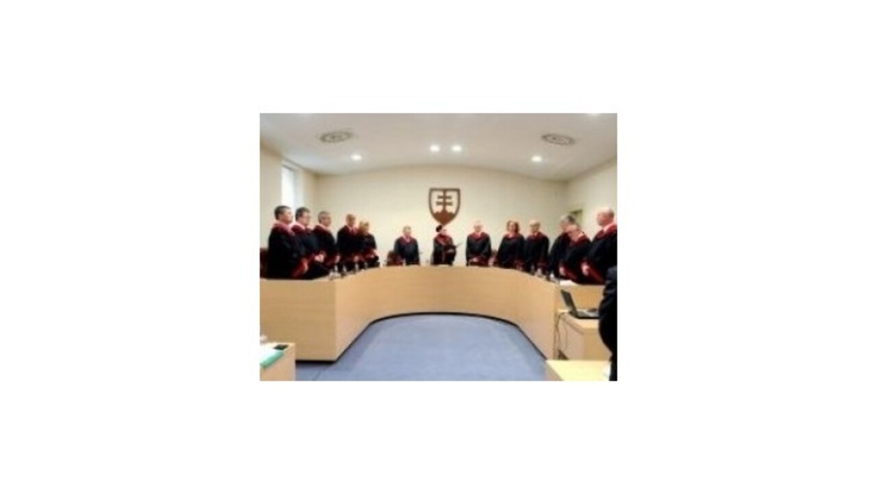 Zásada trikrát a dosť je v súlade s ústavou