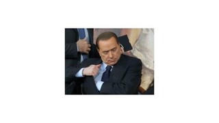 Vláda Silvia Berlusconiho nemá v parlamente väčšinu