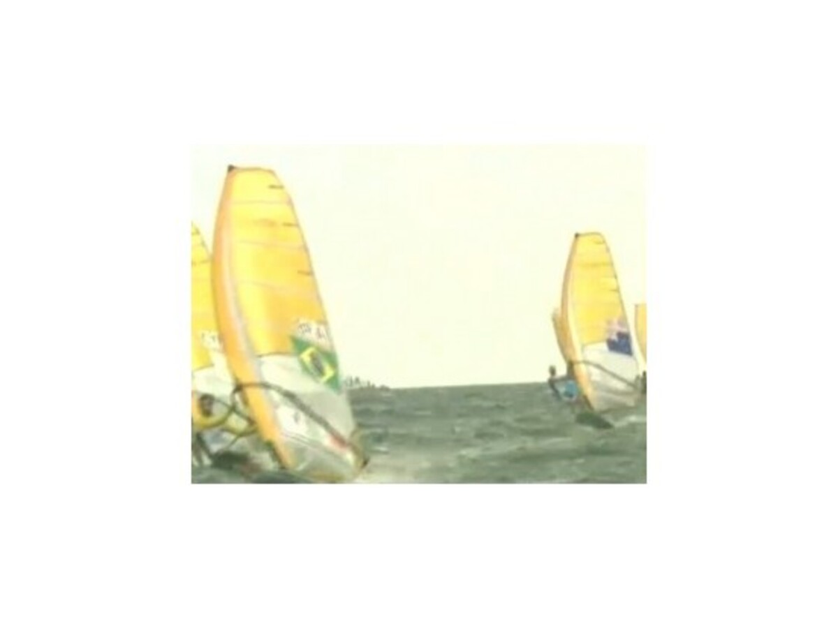 Windsurfista Patrik Pollák sa usiluje získať miestenku na olympijské hry na MS Perthe