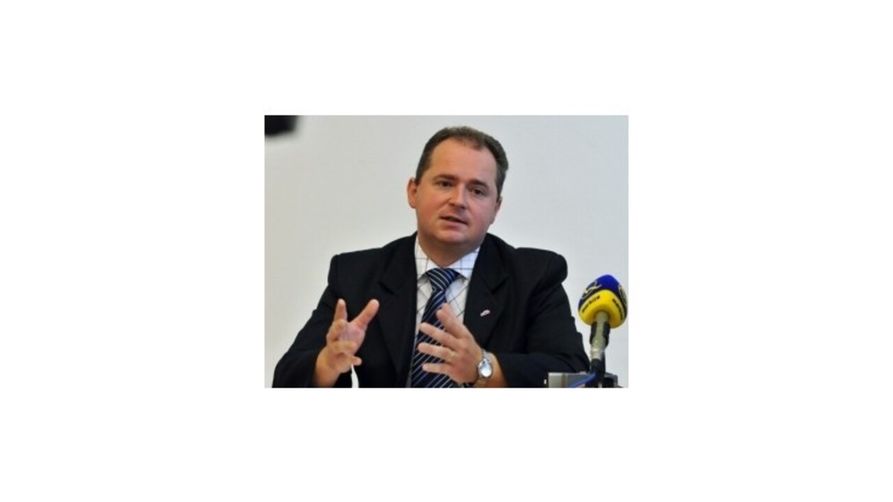 Predseda KSS Hrdlička vycestoval do Sýrie, kde vyjadril podporu režimu