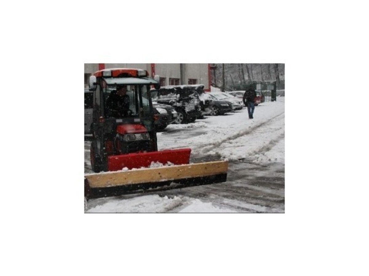 Situácia na cestách je kritická v celom Banskobystrickom kraji