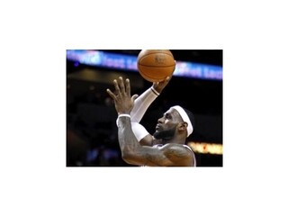 NBA: Strelecká prestrelka San Antonio - Denver v prospech domácich