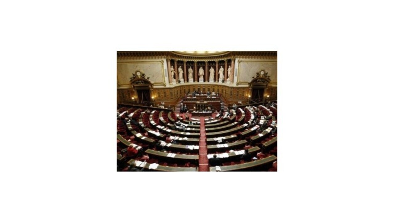 Francúzsky parlament schválil zákon o genocíde Arménov