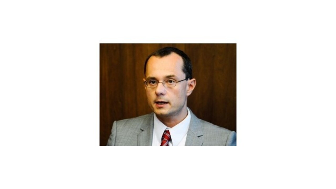 Procházka: Nestačí, že sa Čentéš Gašparovičovi nepáči