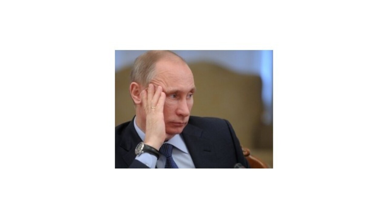 Putin sľubuje Rusom väčšie slovo v politike