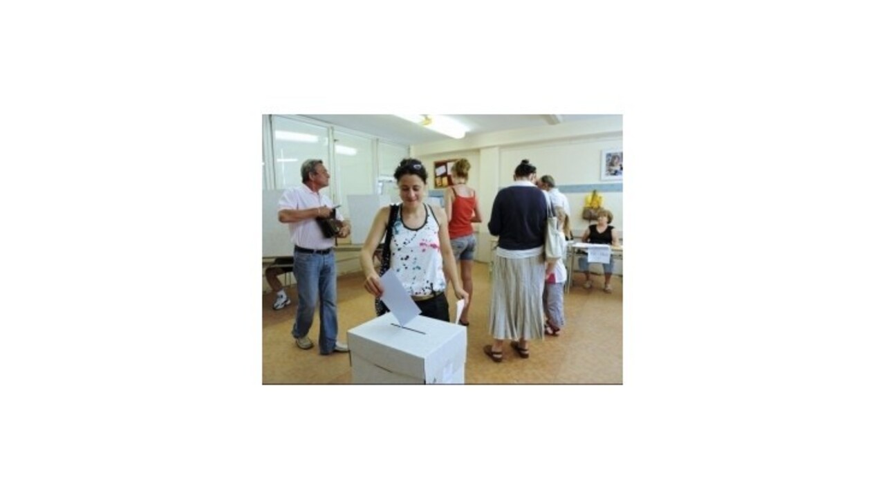 O mesiac nás čakajú predčasné parlamentné voľby