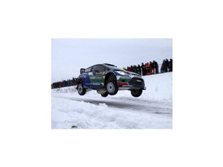 Latvala vedie po piatku na Rely Švédska