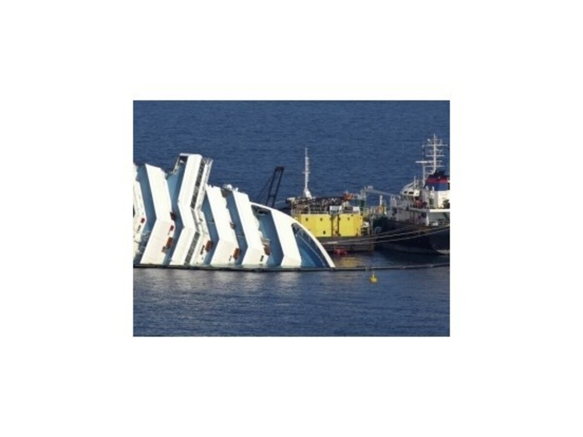Vo vraku lode Costa Concordia našli ďalšie štyri telá