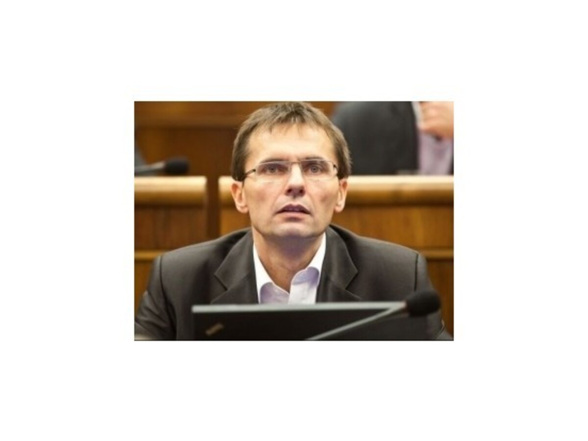VOS odpočúvalo aj Galkovu sekretárku