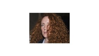 Britská polícia opäť zatkla bývalú šéfku News International Rebeku Brooksovú