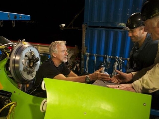 Podporil vedu a natočil dokument. James Cameron sa pred 10 rokmi vydal na dno Mariánskej priekopy