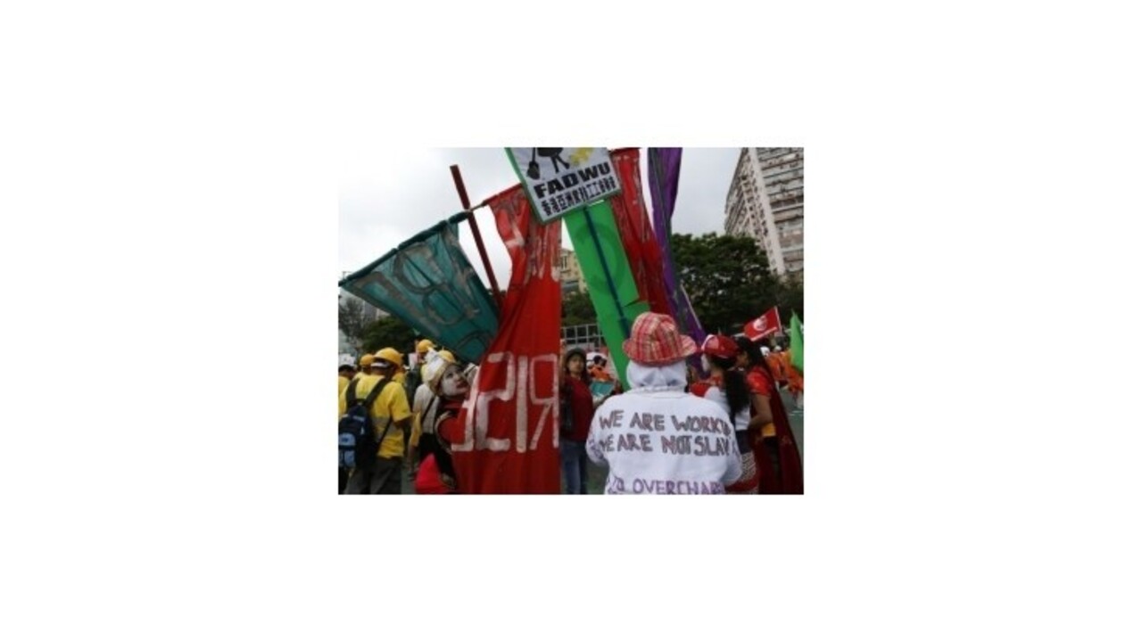 V Hongkongu na 1. mája demonštrovali za vyššie mzdy