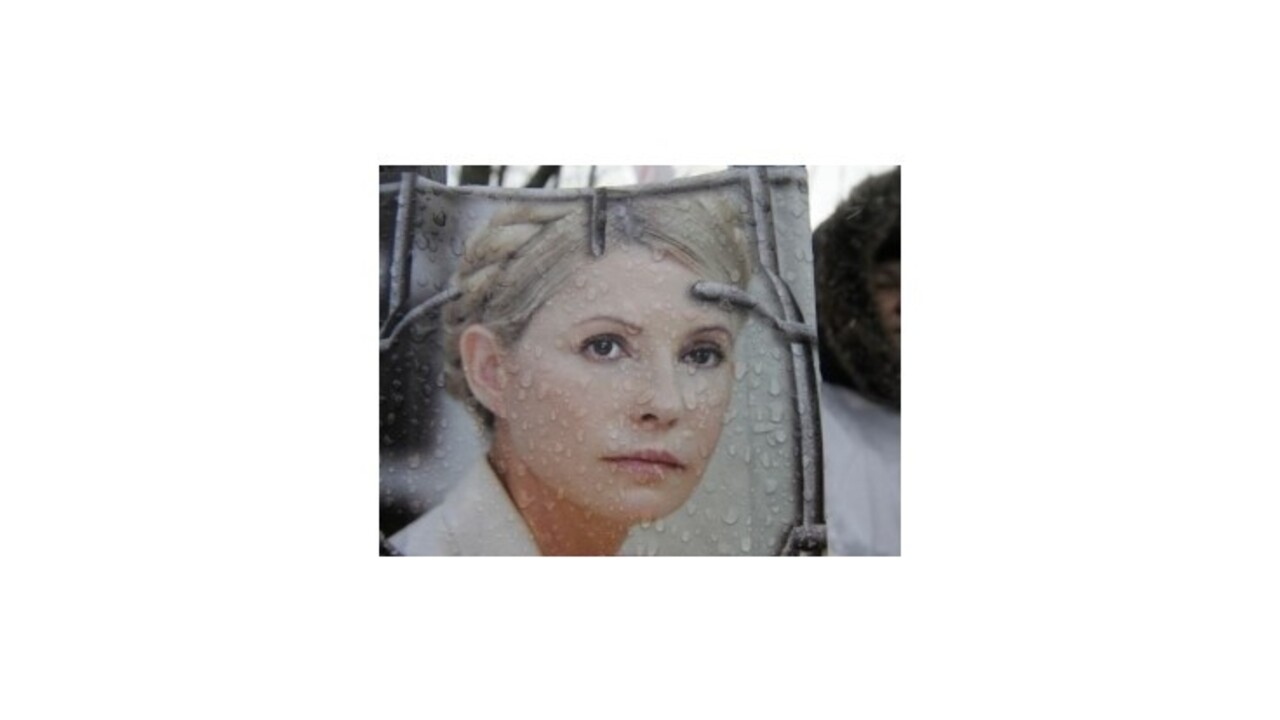 Väznená Tymošenková súhlasila s liečbou chrbtice na ukrajinskej klinike