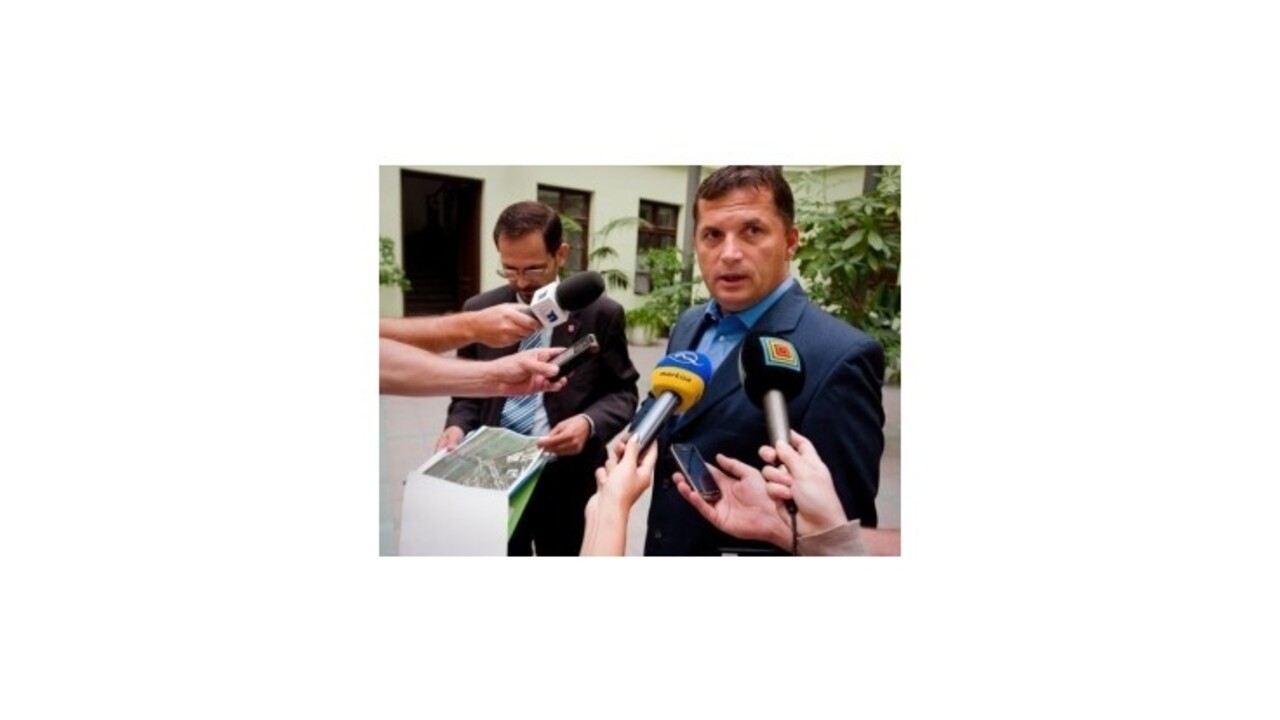 Ubúdajúcim menšinám nestačí Ficovo status quo, tvrdí Nagy