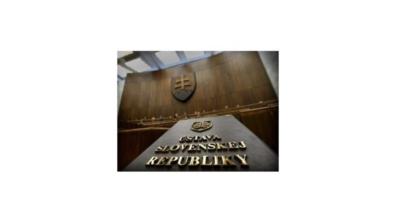Poslancov prestane chrániť trestnoprávna imunita