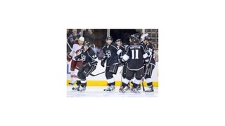 LA Kings - Phoenix 2:1, králi sú krok od finále Stanelyho pohára