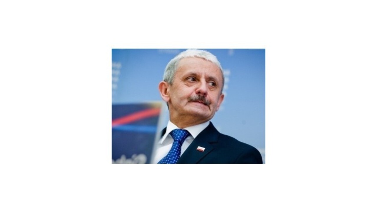Minister klame a vylieva vedrá špiny, bránil sa Dzurinda s Ježovicom