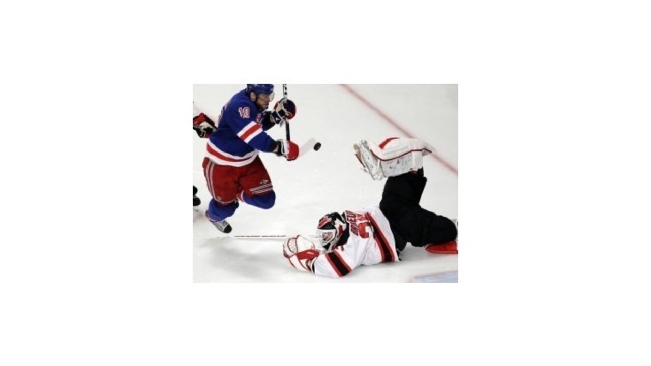 Gáborík zavinil gól, Tortorella ho posadil na lavičku