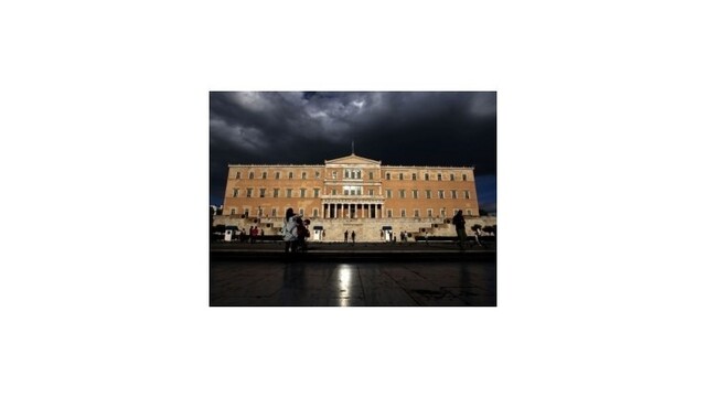 Grécky parlament po dvoch dňoch schôdzovania skončil