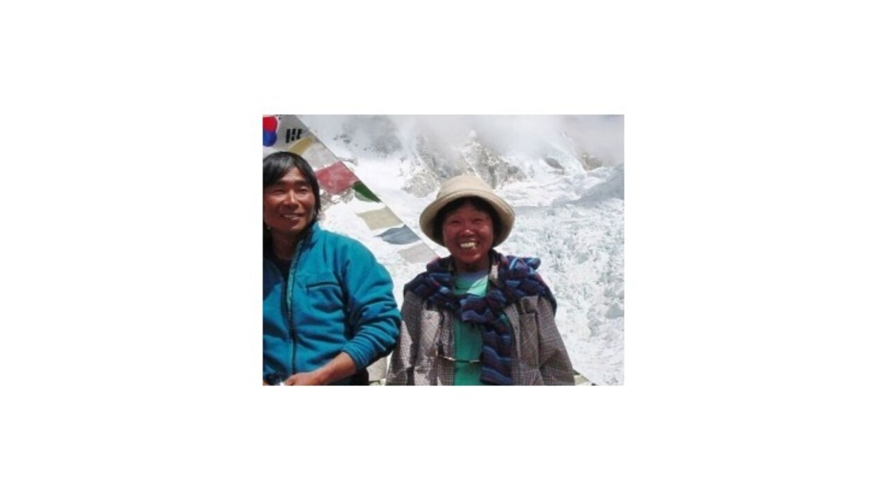 Na Mount Everest vystúpila 73-ročná Japonka