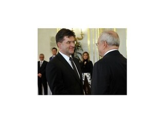 Slovenská delegácia na čele s prezidentom odcestovala na summit NATO