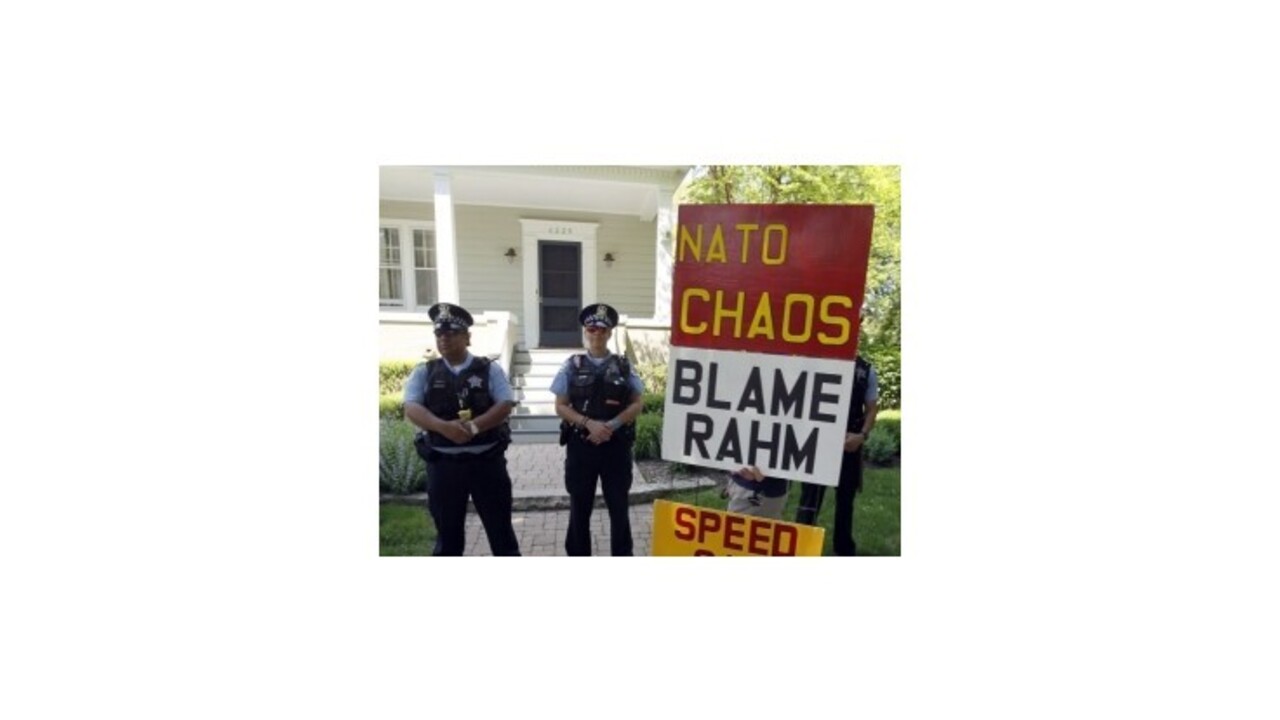 V Chicagu protestujú tisíce ľudí, začína sa summit NATO