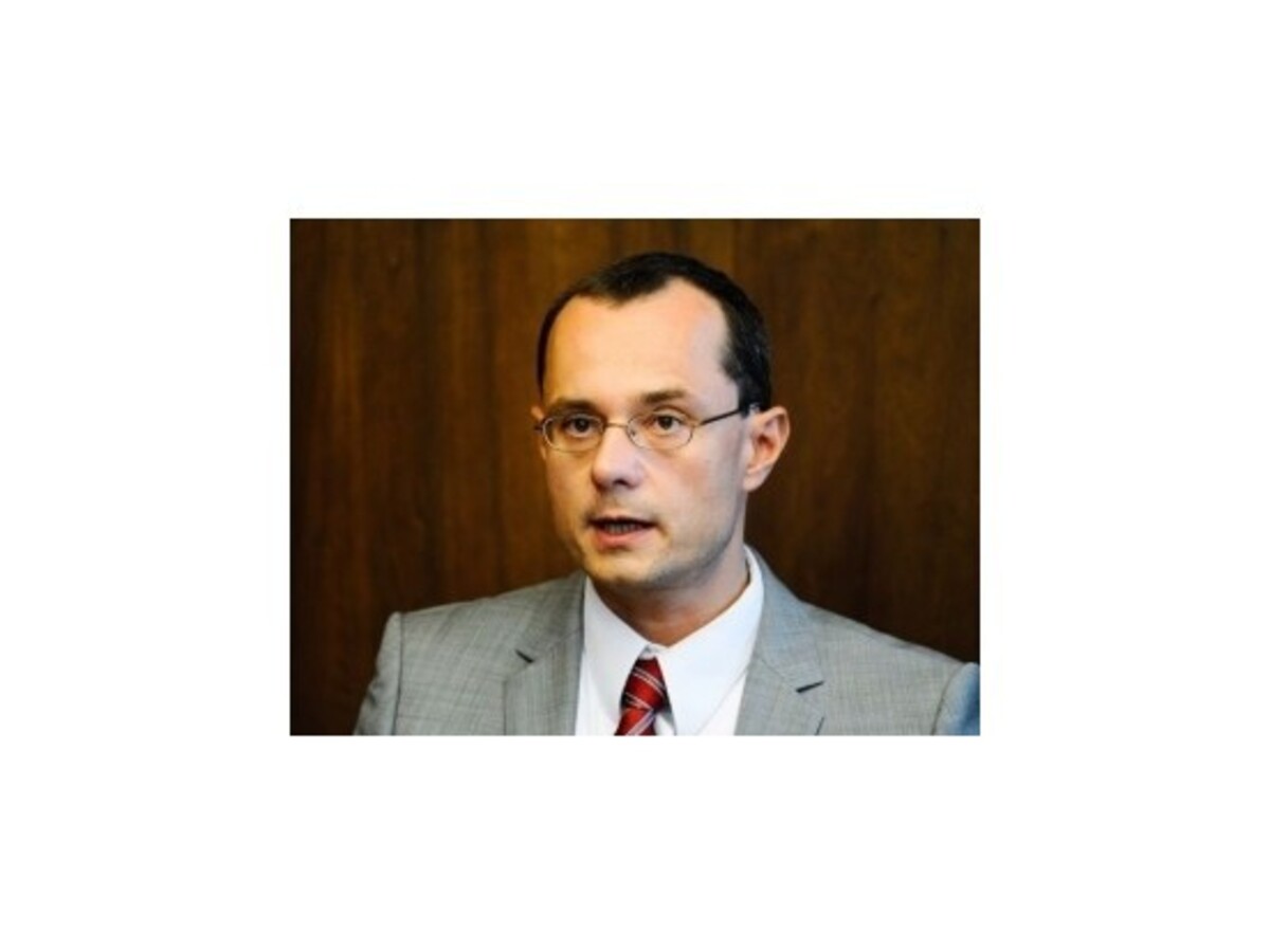 Procházka: KDH by sa malo poďakovať za ponuku a nechať ÚVO tak