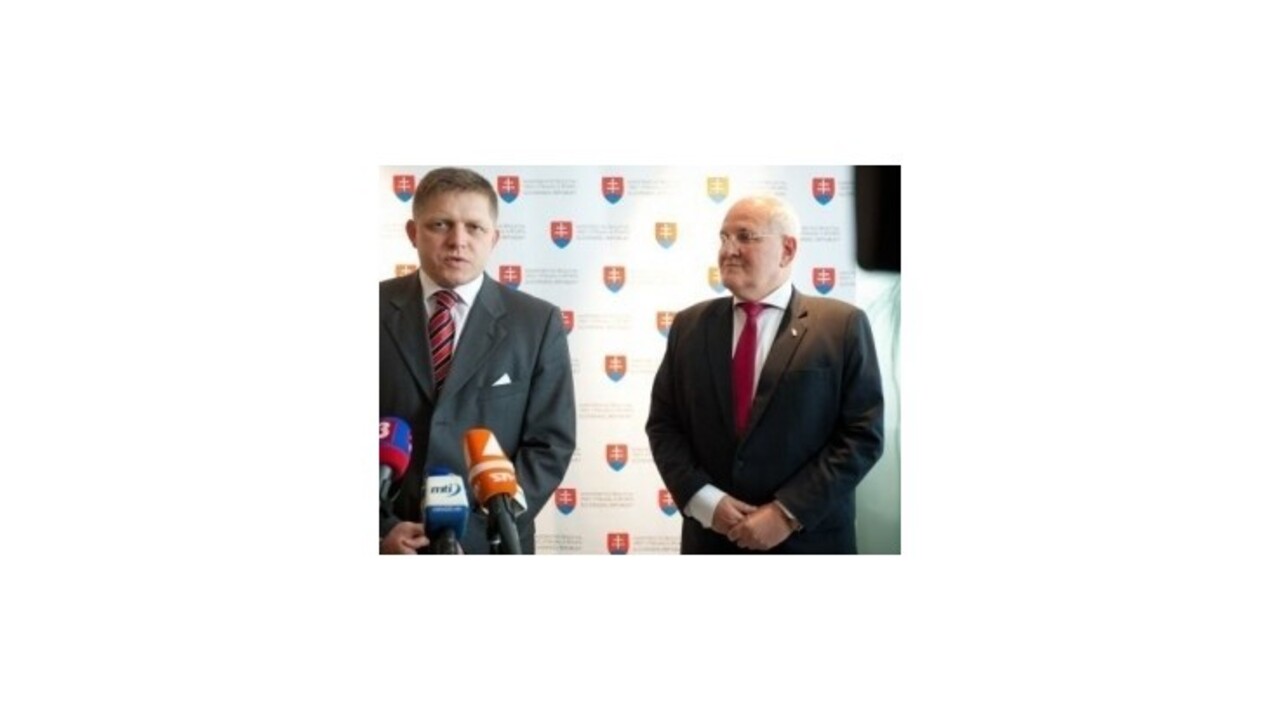 Čaplovič chce pristrihnúť krídla lietajúcim profesorom