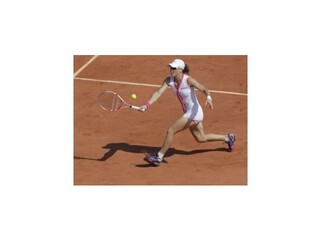Začalo sa French Open, Stosurová si ako prvá zabezpečila postup