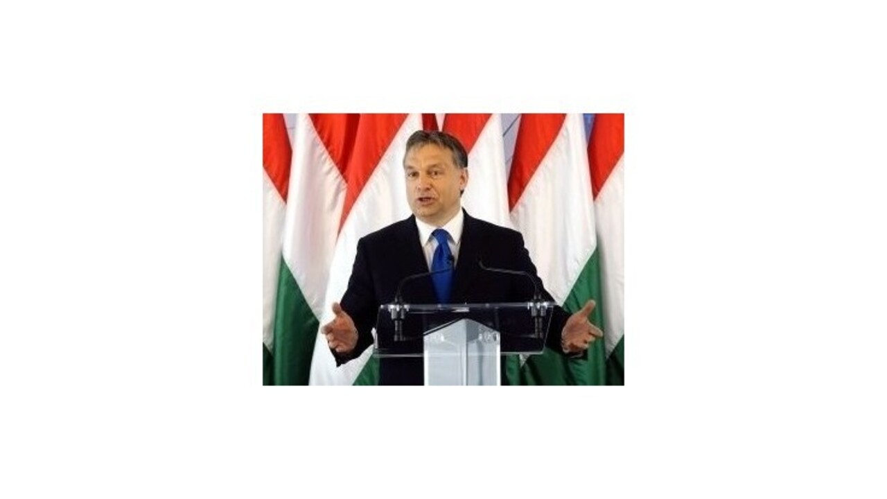 Orbánova hviezda v Maďarsku padá, stratil polovicu voličov