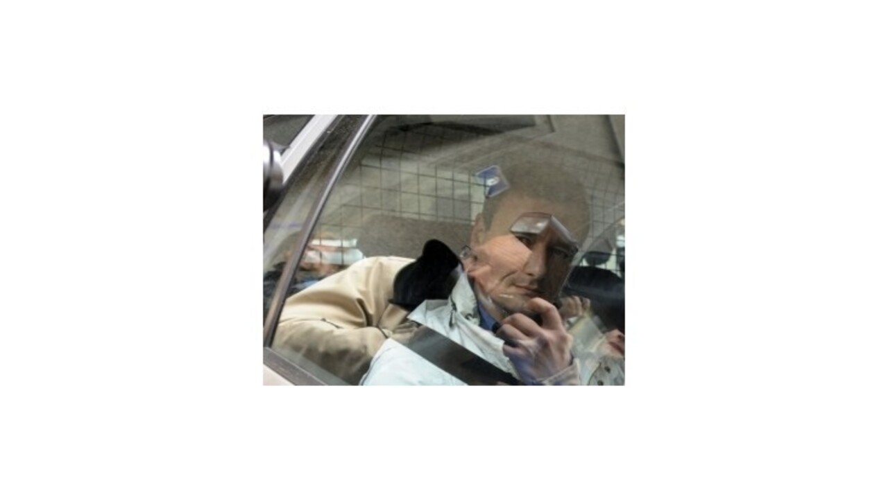 Rath si pred zadržaním dával veľký pozor, doplatil na ploštice