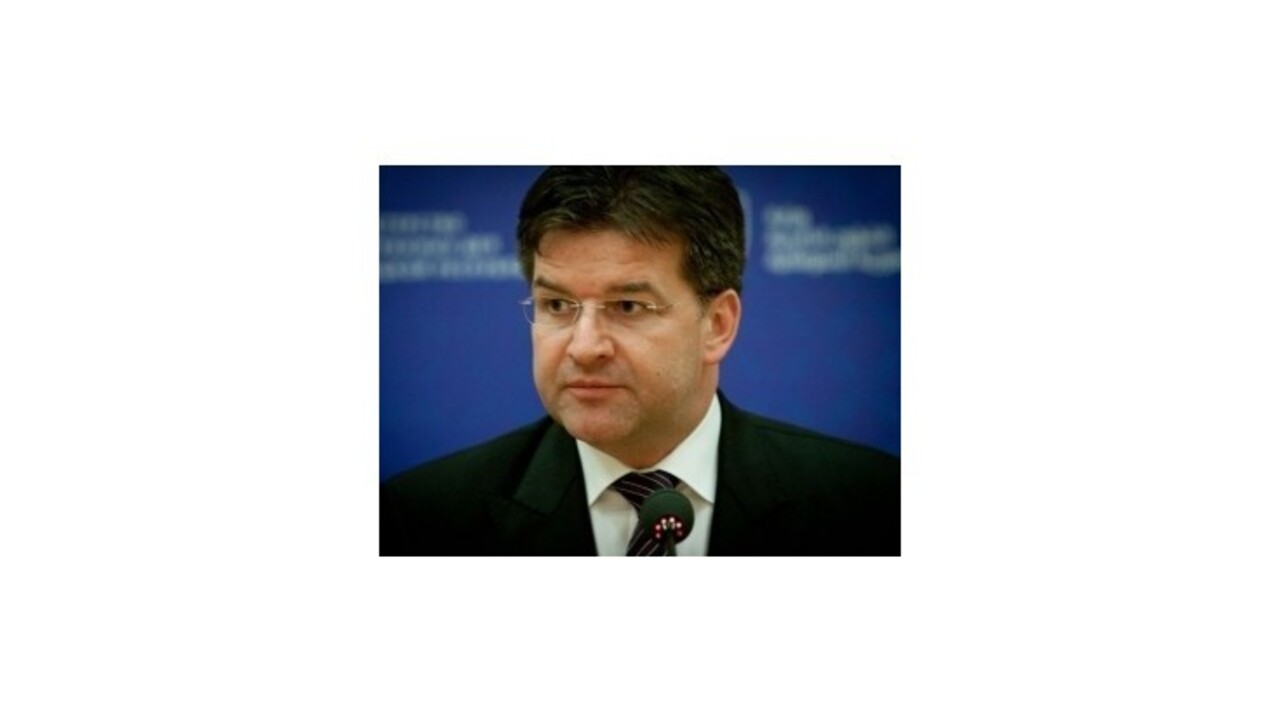 Kontroverzné otázky vyriešime priateľsky, dohodol Lajčák v Maďarsku