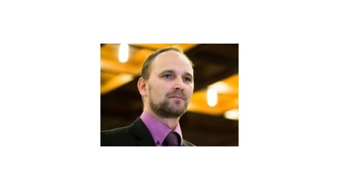 OĽaNO navrhujú zaviesť čipové karty