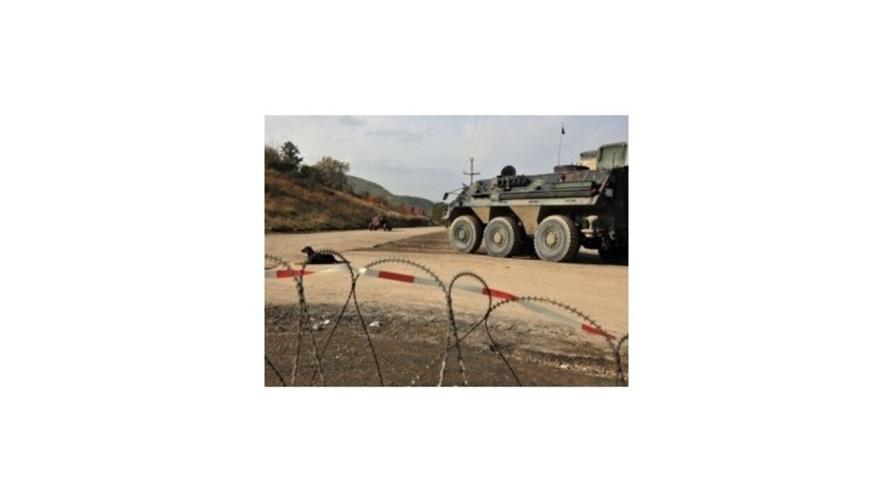 Krízový štáb v Kosove: Dospelí sú povinní strážiť na barikádach