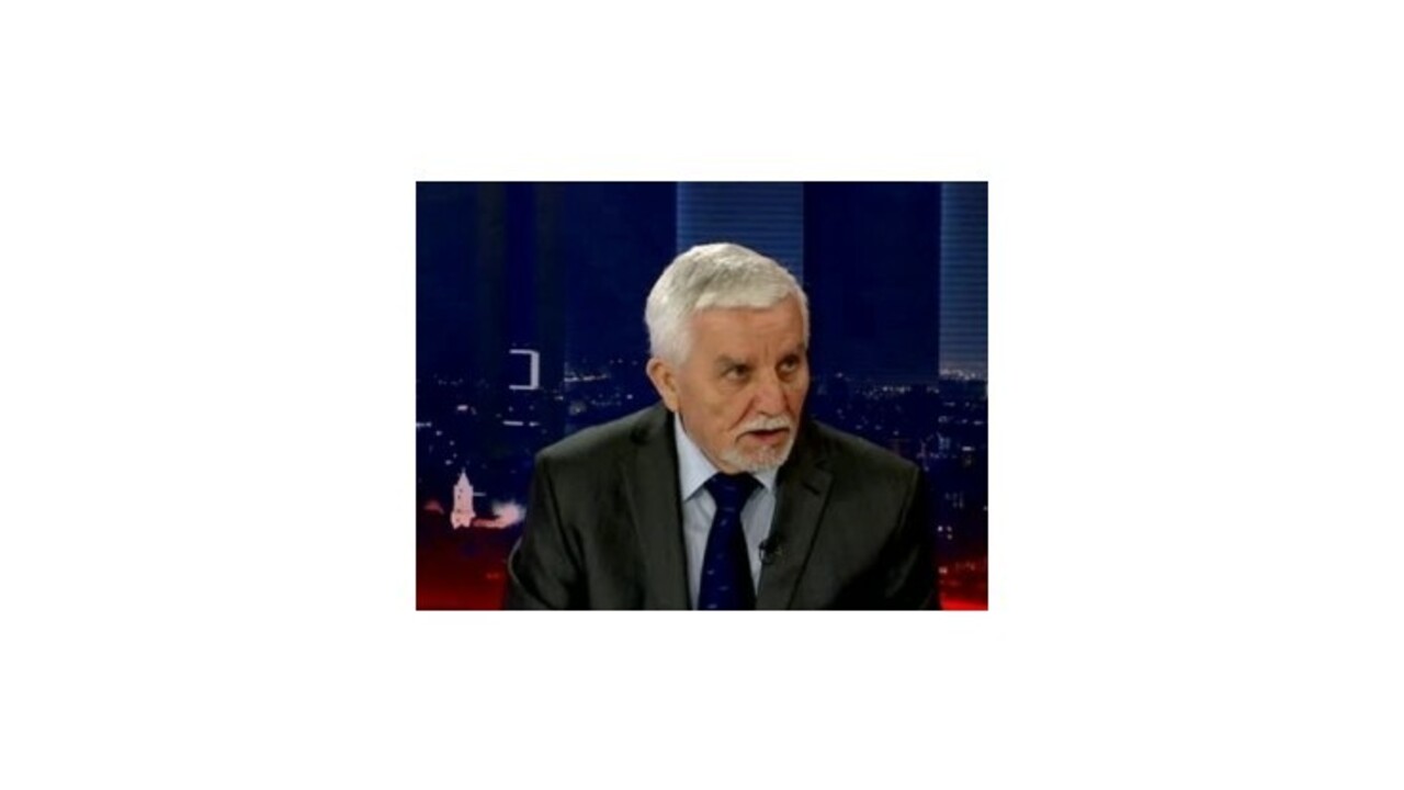 Horský: Opozícia nemôže fungovať tak, že Fico hodí loptičku a všetci bežia