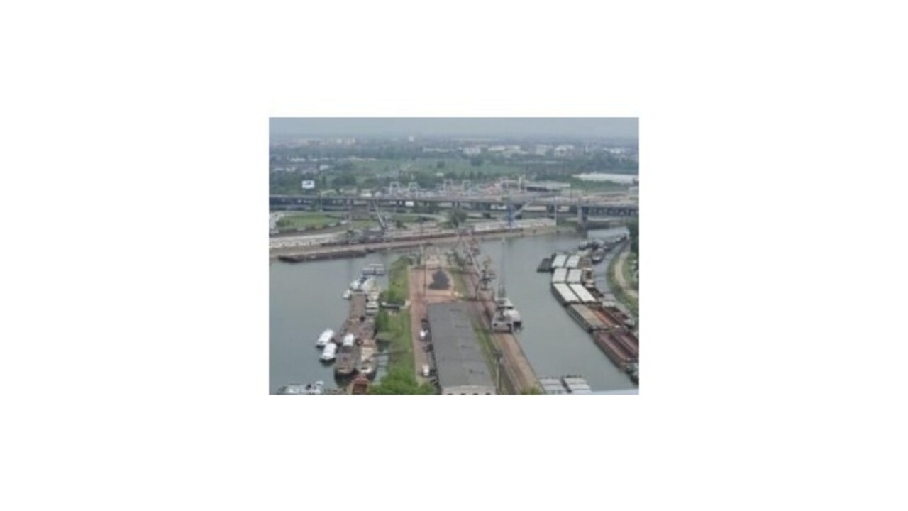 Za únikom nafty do Dunaja je zrejme ľudské zlyhanie