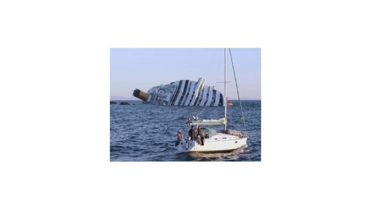 Z útesu, ktorý prederavil loď Costa Concordia, bude pamätník obetiam