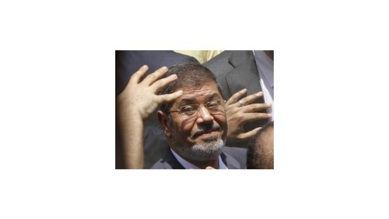 Islamista Mursí sa vyhlásil za víťaza egyptských volieb