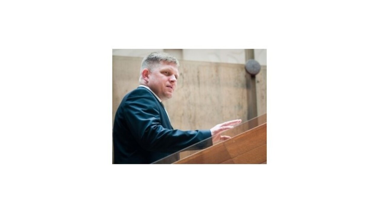 Fico kontruje opozícii: Zverejnil svoj balík šetriacich opatrení