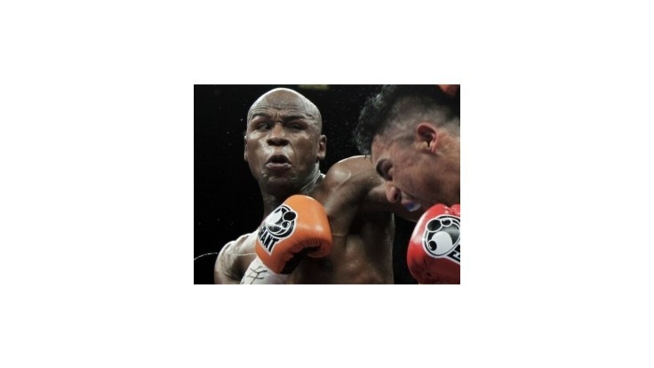 Najlepšie zarábajúcim športovcom sveta je boxer Mayweather