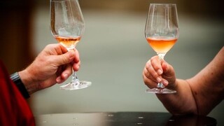 Francúzsko zvýšilo odhad produkcie vína, stále však bude o štvrtinu nižšia než vlani