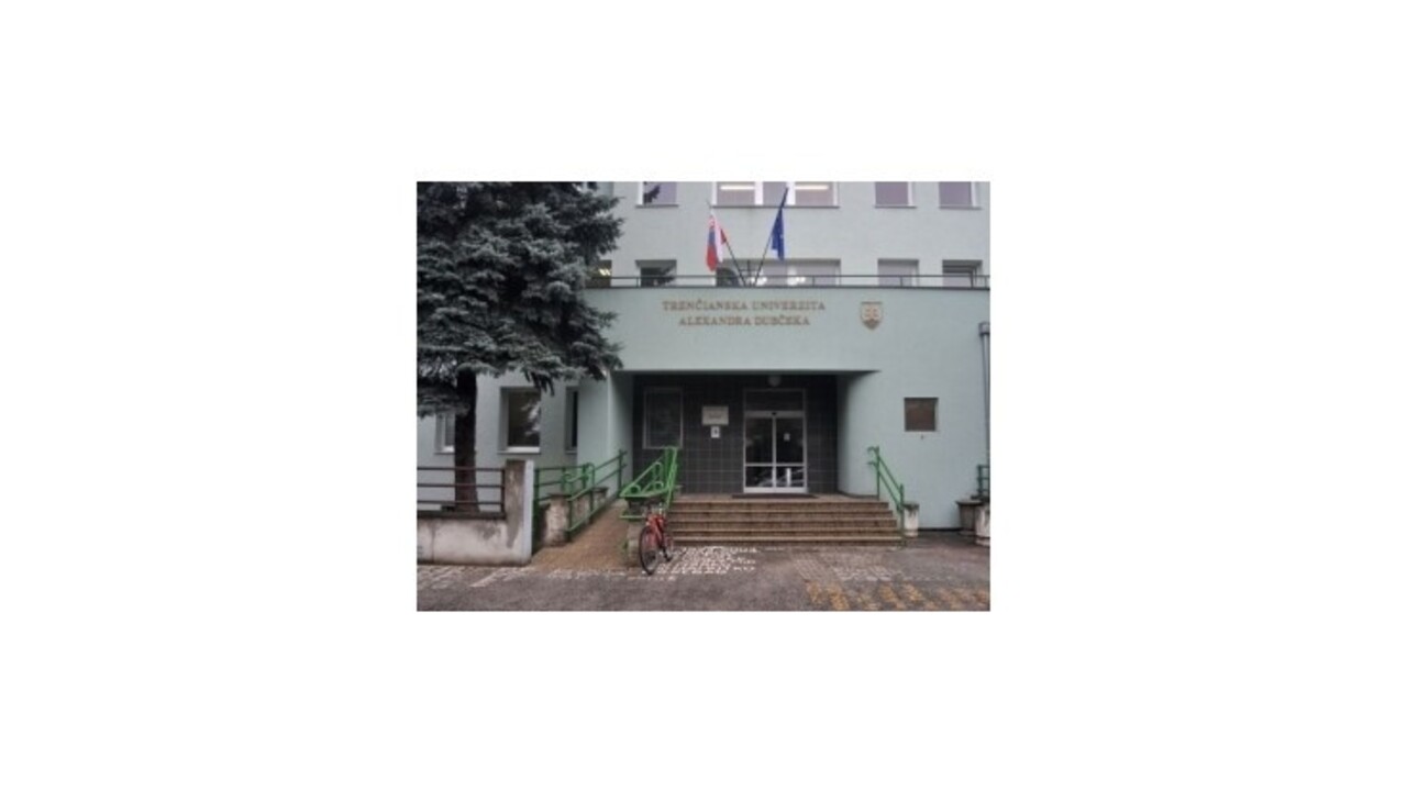 Tri vysoké školy majú prísť o názov univerzita