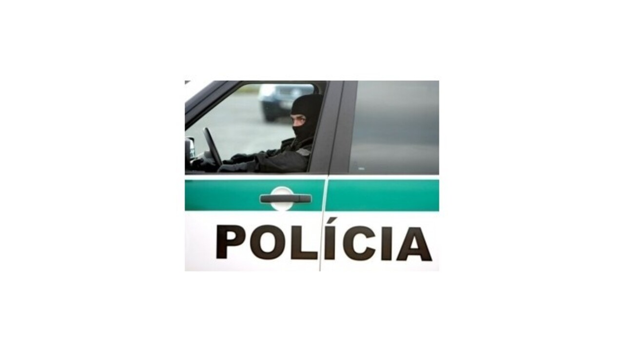 Na bratislavskej policajnej akadémii zasahovali policajti