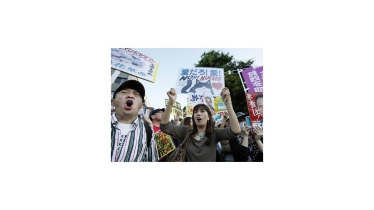 Tisíce Japoncov protestovali proti spusteniu jadrových reaktorov