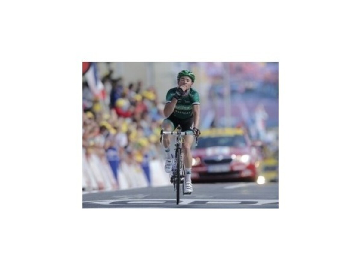 Víťazom 10. etapy TdF Voeckler, v žltom Wiggins, Slováci zaostali