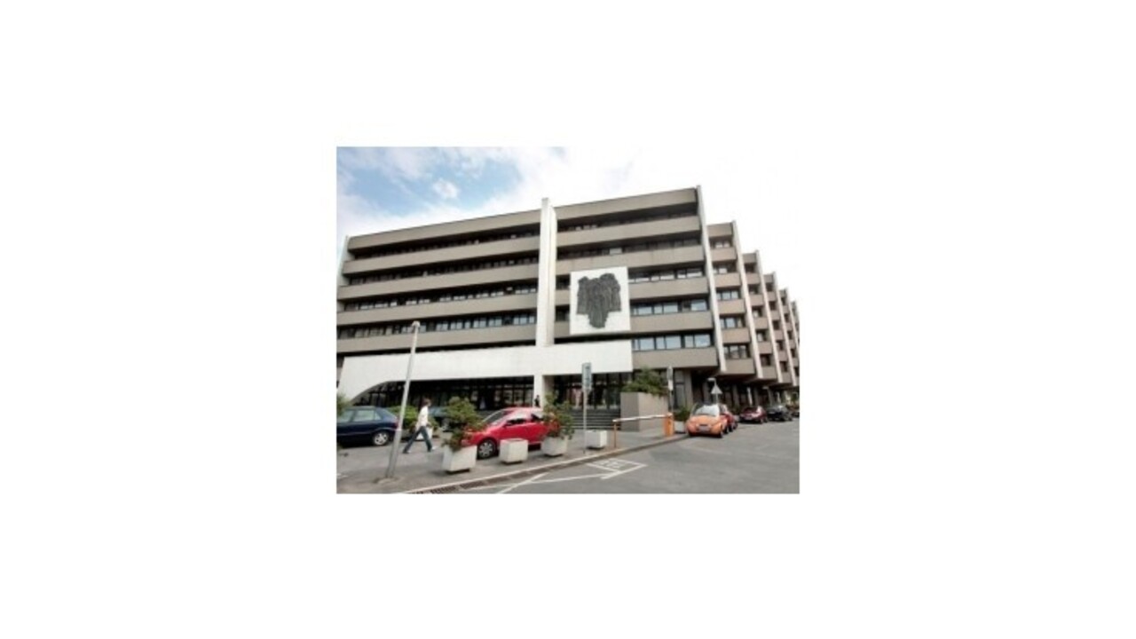 Priemerná dĺžka súdneho konania je 18 mesiacov, má sa skrátiť